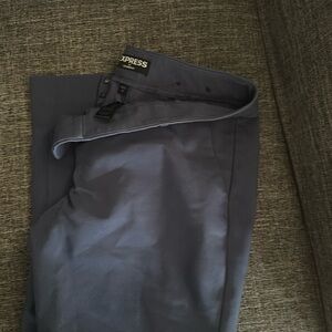 Women’s ankle dress pants sizes 6 from express